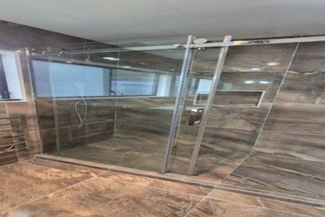 Photo of property in 3 Griffen Park Road, Mount Roskill, Auckland, 1041