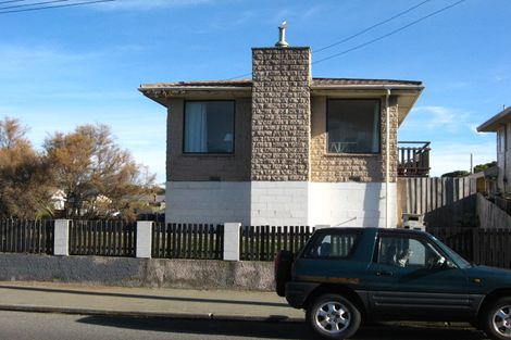 Photo of property in 276 Marine Parade, New Brighton, Christchurch, 8061