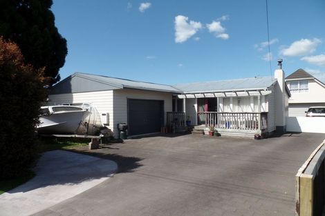 Photo of property in 37a Queen Road, Bellevue, Tauranga, 3110