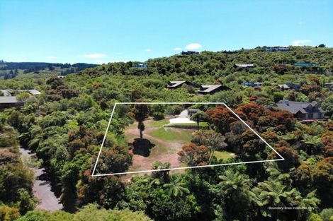 Photo of property in 4 Whakamoenga Point, Acacia Bay, Taupo, 3385