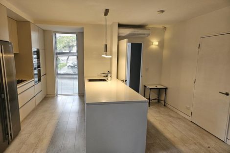 Photo of property in 3/99 Aikmans Road, Merivale, Christchurch, 8014