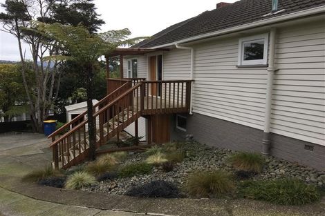 Photo of property in 42 Highland Avenue, Titirangi, Auckland, 0604