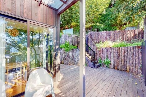 Photo of property in 460 Evans Bay Parade, Hataitai, Wellington, 6021