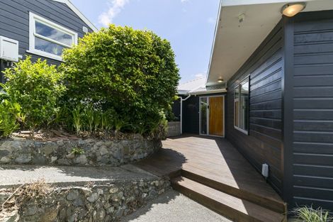 Photo of property in 1 Fettes Crescent, Seatoun, Wellington, 6022
