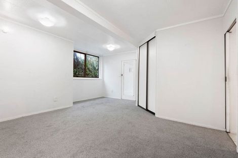 Photo of property in 13 Reynolds Place, Torbay, Auckland, 0630