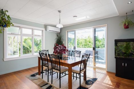 Photo of property in 9 Lincoln Street, Picton, 7220