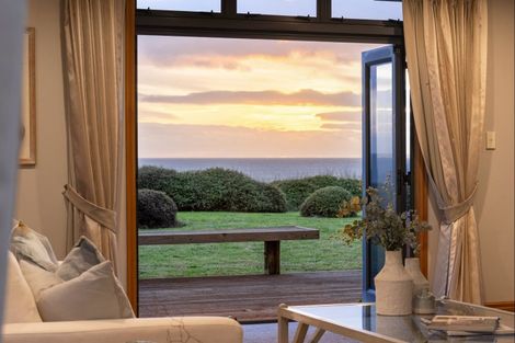 Photo of property in 339a Oceanbeach Road, Mount Maunganui, 3116