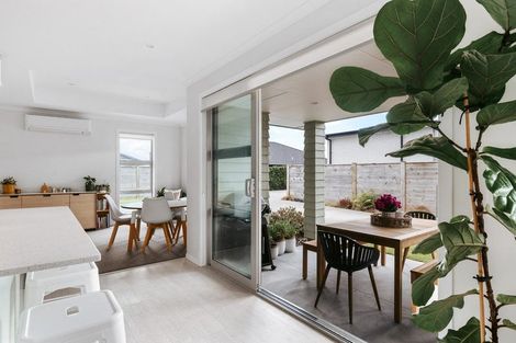 Photo of property in 13b Augusta Rise, Omokoroa, 3114