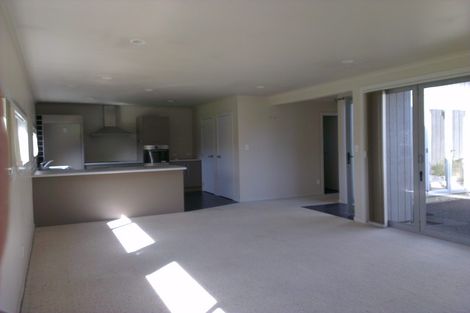 Photo of property in 6a David Street, Bayswater, Auckland, 0622