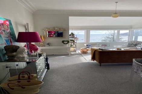 Photo of property in 186 Oriental Parade, Oriental Bay, Wellington, 6011