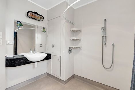 Photo of property in 19 Camellia Avenue, Bell Block, New Plymouth, 4312