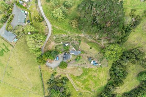 Photo of property in 181 Old Parua Bay Road, Abbey Caves, Whangarei, 0175