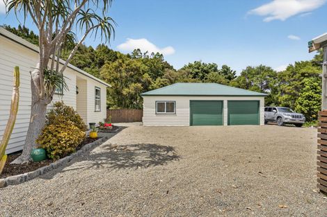 Photo of property in 2372 State Highway 1, Kaiwaka, Maungaturoto, 0587