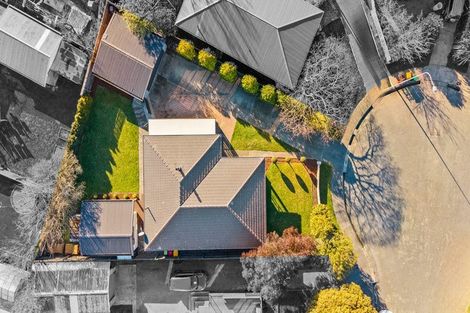 Photo of property in 23 Glenora Place, Hornby, Christchurch, 8042