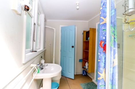 Photo of property in 116 Thames Coast Sh25 Road, Whakatete Bay, Thames, 3575