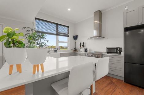 Photo of property in 562 Napier Road, Whakarongo, Palmerston North, 4470