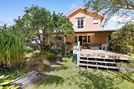 Photo of property in 8 Harbour View Road, Point Wells, Warkworth, 0986