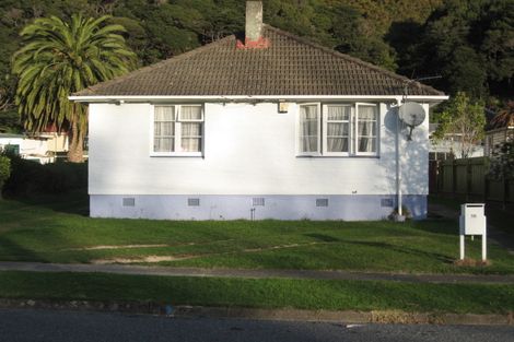 Photo of property in 16 Prouse Crescent, Naenae, Lower Hutt, 5011