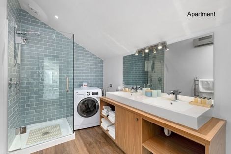 Photo of property in 166 Beacon Point Road, Wanaka, 9305