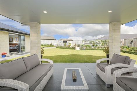 Photo of property in 27 Mortlake Heights, Pyes Pa, Tauranga, 3112