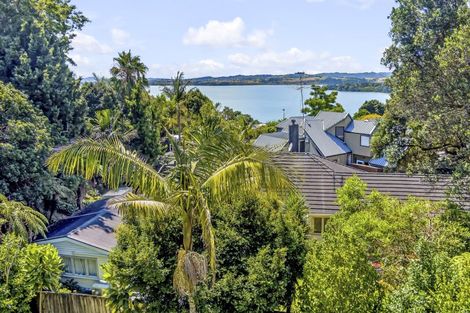 Photo of property in 190 Sandspit Road, Shelly Park, Auckland, 2014