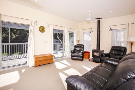 Photo of property in 39 Foster Avenue, Huia, Auckland, 0604
