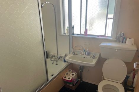 Photo of property in 4/497 Ferguson Street, Palmerston North, 4410