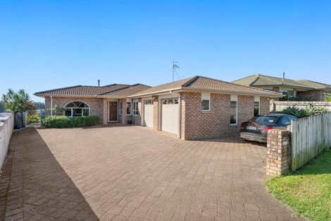 Photo of property in 36 Waterside Drive, Pyes Pa, Tauranga, 3112