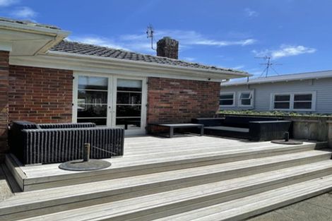 Photo of property in 54 Amaru Road, One Tree Hill, Auckland, 1061