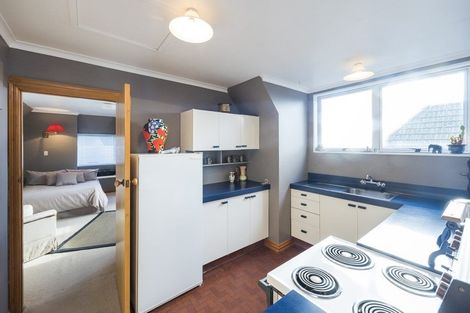 Photo of property in 38 Titirangi Drive, Fitzherbert, Palmerston North, 4471