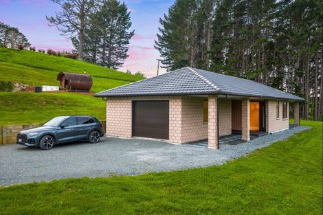 Photo of property in 321 Hepburn Creek Road, Warkworth, 0981