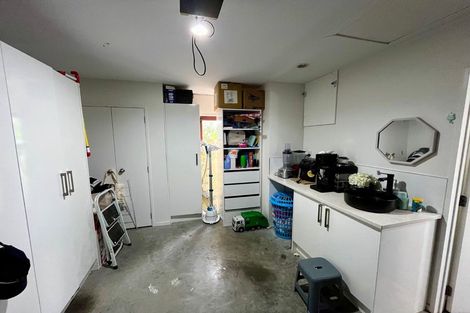 Photo of property in 57 Woodbank Drive, Glen Eden, Auckland, 0602