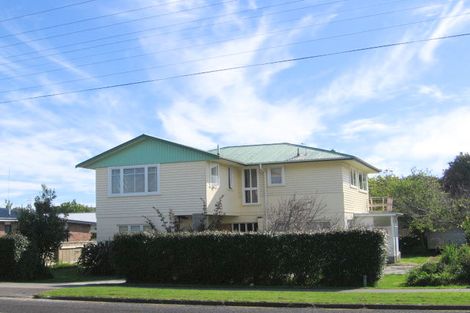 Photo of property in 65 Ngatai Road, Otumoetai, Tauranga, 3110
