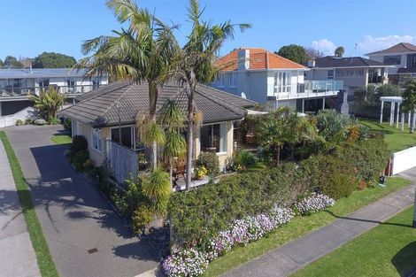 Photo of property in 46 Torkar Road, Clarks Beach, 2122