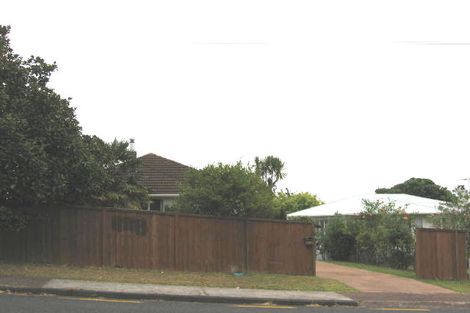 Photo of property in 4 Tonkin Drive, Sunnynook, Auckland, 0620