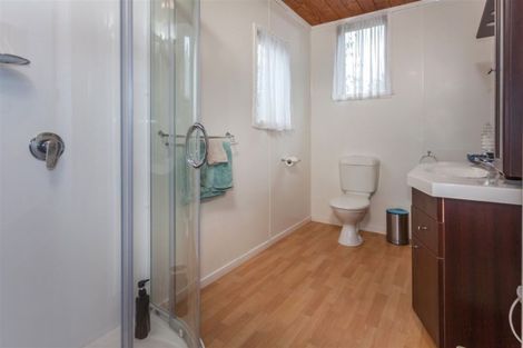 Photo of property in 117 Chevron Crescent, Whangamata, 3620