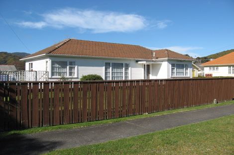 Photo of property in 6 Arthur Street, Wainuiomata, Lower Hutt, 5014