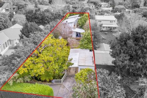 Photo of property in 84 Pinehaven Road, Pinehaven, Upper Hutt, 5019