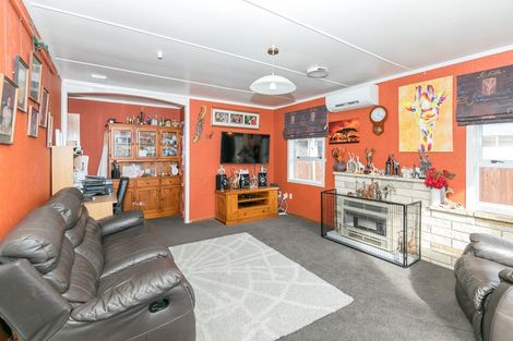 Photo of property in 21 Yvonne Street, Melville, Hamilton, 3206