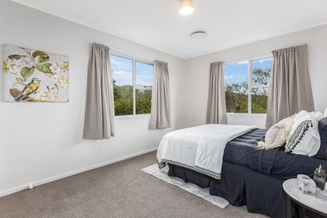 Photo of property in 214a Waddington Drive, Naenae, Lower Hutt, 5011