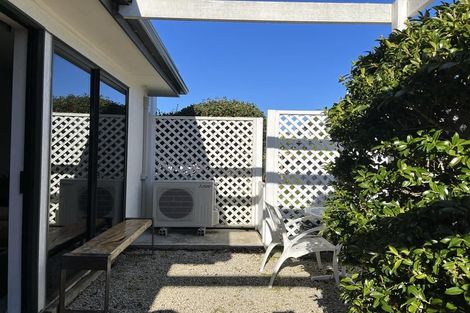 Photo of property in 7a Peter Button Place, Johnsonville, Wellington, 6037