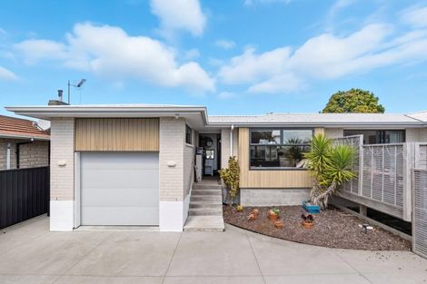 Photo of property in 30a Links Avenue, Mount Maunganui, 3116