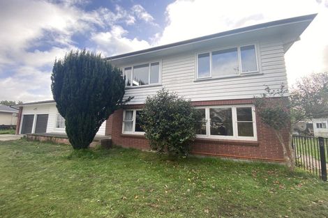 Photo of property in 27 Saint Albans Avenue, Hokowhitu, Palmerston North, 4410