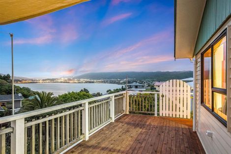 Photo of property in 6 Inlet View, Titahi Bay, Porirua, 5022