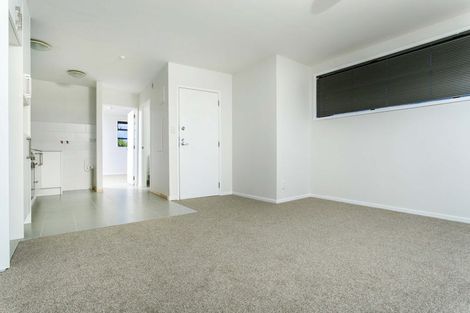 Photo of property in 420/18 Sunnyhaven Avenue, Beach Haven, Auckland, 0626