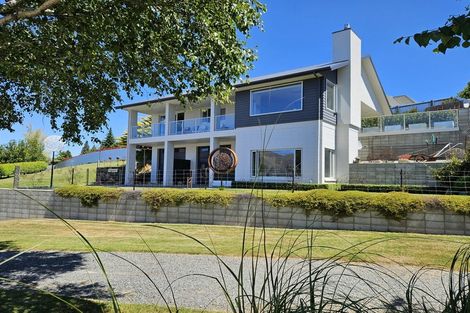 Photo of property in 13 Tekapo-twizel Road, Lake Tekapo, 7999