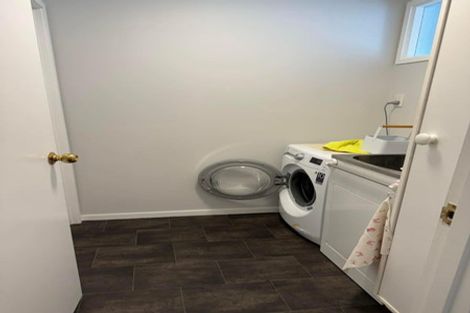 Photo of property in 194 Kitchener Road, Pukekohe, 2120