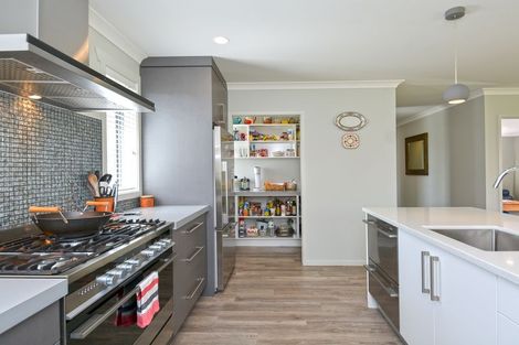 Photo of property in 27 Mortlake Heights, Pyes Pa, Tauranga, 3112