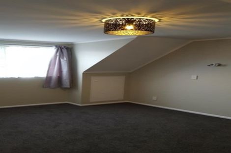 Photo of property in 2/76 Trafalgar Street, Waterloo, Lower Hutt, 5011