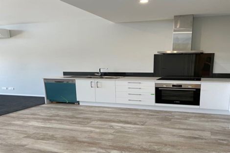 Photo of property in 3 Kopua Place, Whitby, Porirua, 5024